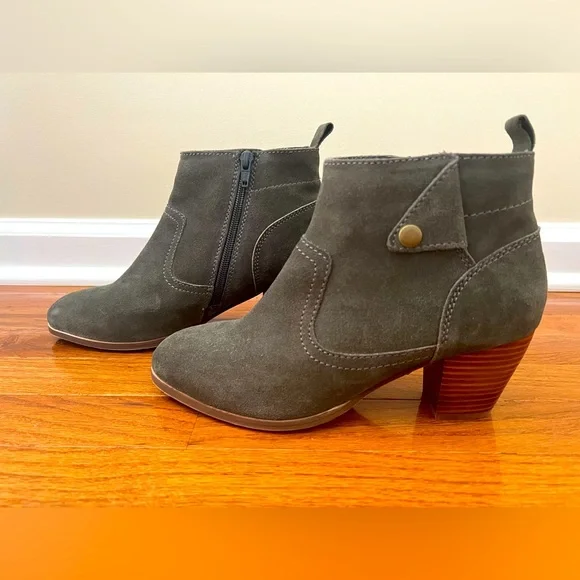 Diba Shoes Diba Sophia Suede Bootie Diba Shoes Sophia Suede